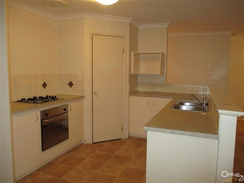 30 Montilla Crescent, Port Kennedy WA 6172