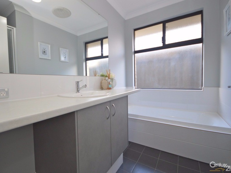 10 Rubens Circuit, Baldivis WA 6171