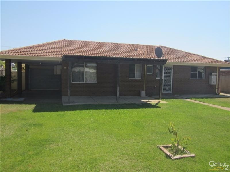 19 Varley Crescent, Cooloongup WA 6168