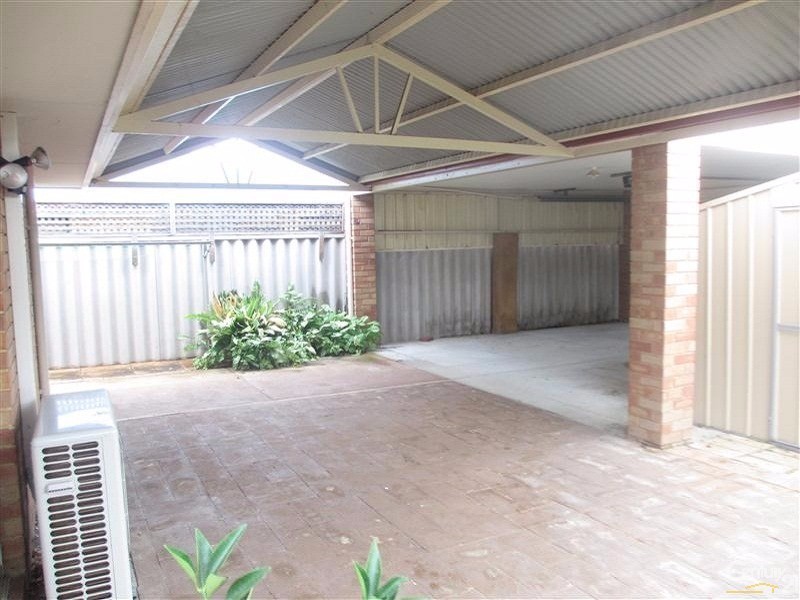 47 Zaragoza Drive, Port Kennedy WA 6172