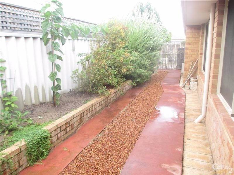 47 Zaragoza Drive, Port Kennedy WA 6172