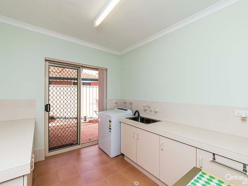 24 Mirror Cove, Waikiki WA 6169