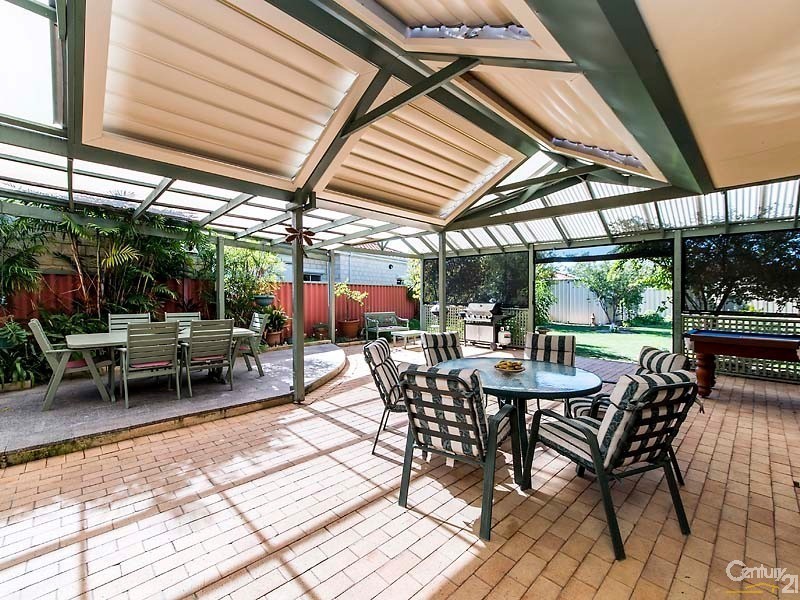 24 Mirror Cove, Waikiki WA 6169