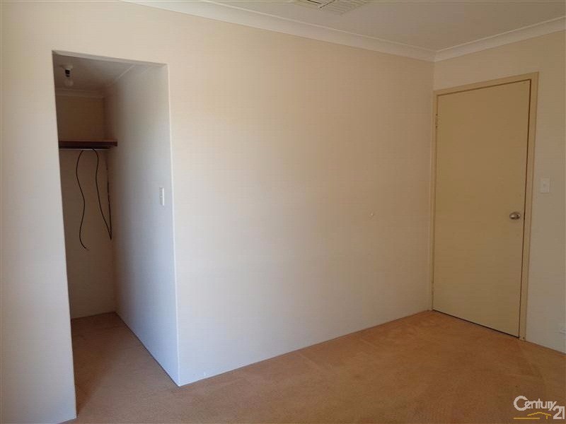 33 Warnbro Sound Avenue, Warnbro WA 6169