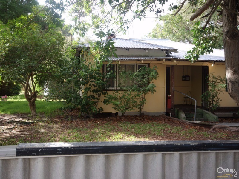 8  Richardson Street, Serpentine WA 6125