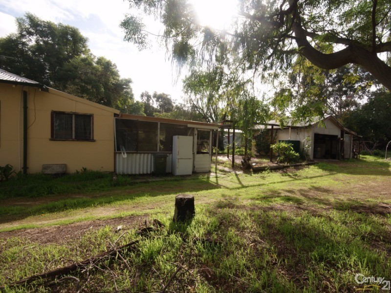 8  Richardson Street, Serpentine WA 6125