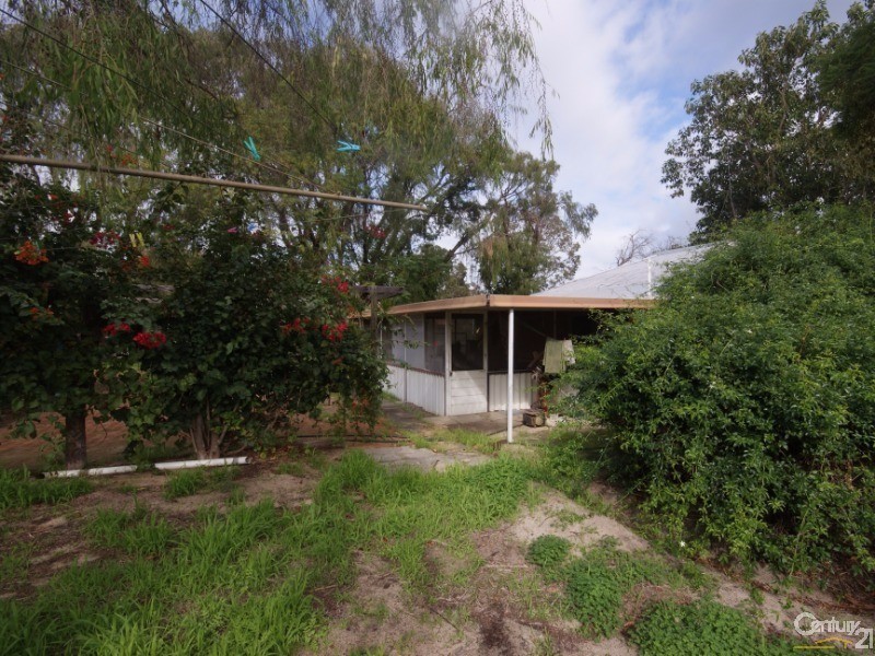 8  Richardson Street, Serpentine WA 6125