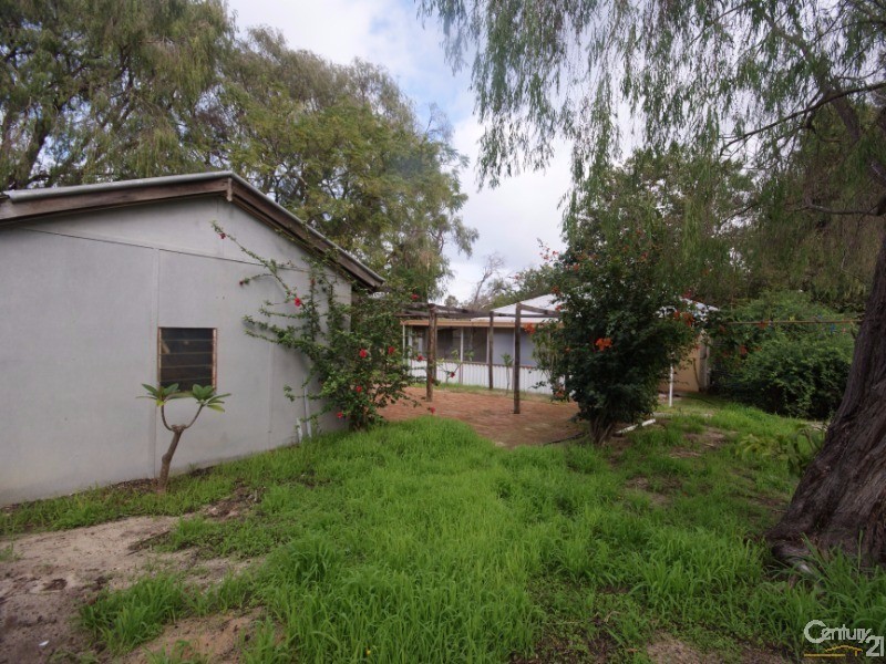 8  Richardson Street, Serpentine WA 6125