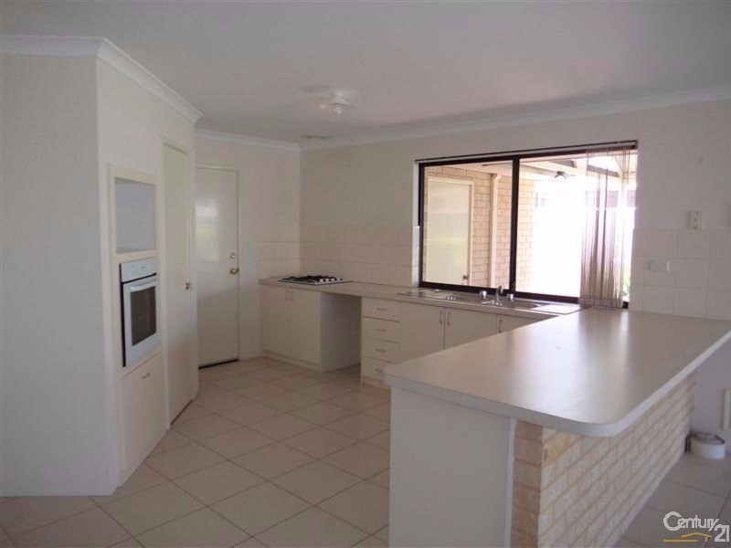 22 Windermere Way, Waikiki WA 6169