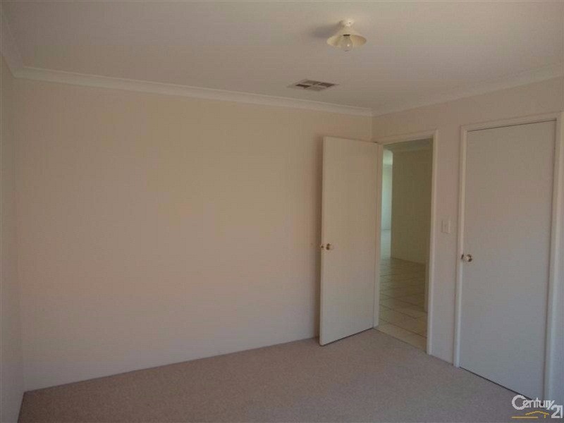 22 Windermere Way, Waikiki WA 6169