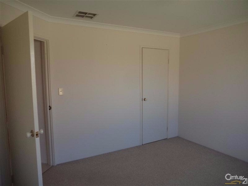 22 Windermere Way, Waikiki WA 6169
