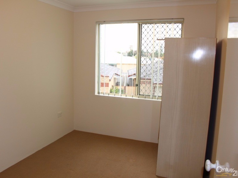 29/4 Marlo Place, Waikiki WA 6169