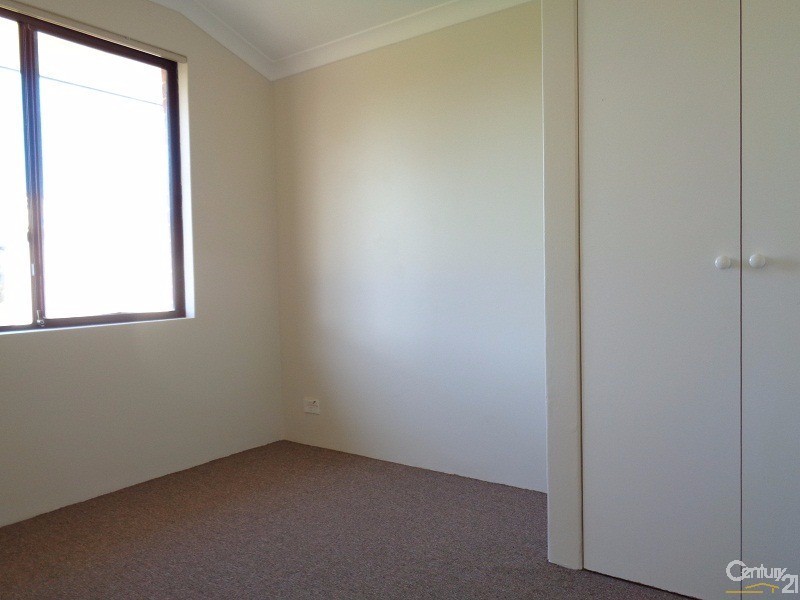 11 Murchison Road, Cooloongup WA 6168