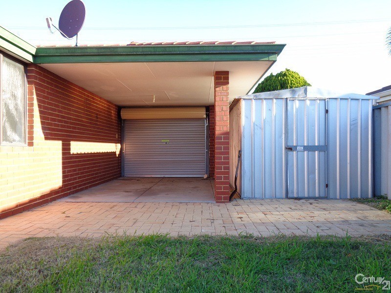 11 Murchison Road, Cooloongup WA 6168