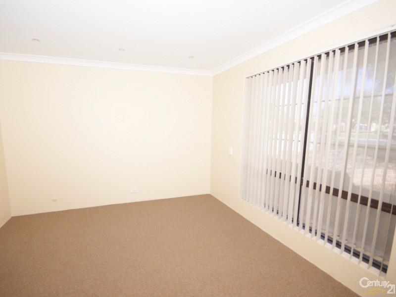 5 Murchison Road, Cooloongup WA 6168