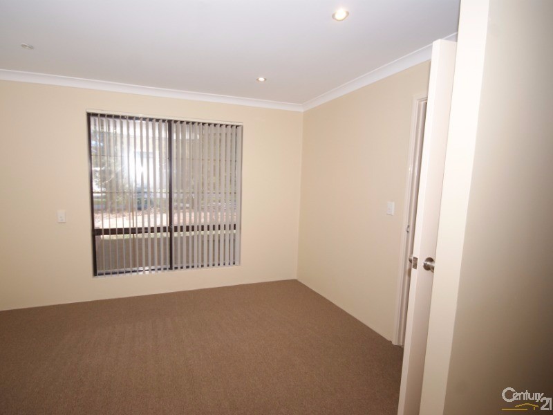 5 Murchison Road, Cooloongup WA 6168