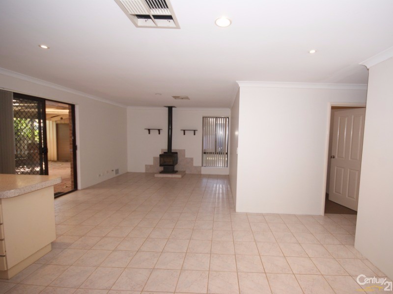 5 Murchison Road, Cooloongup WA 6168