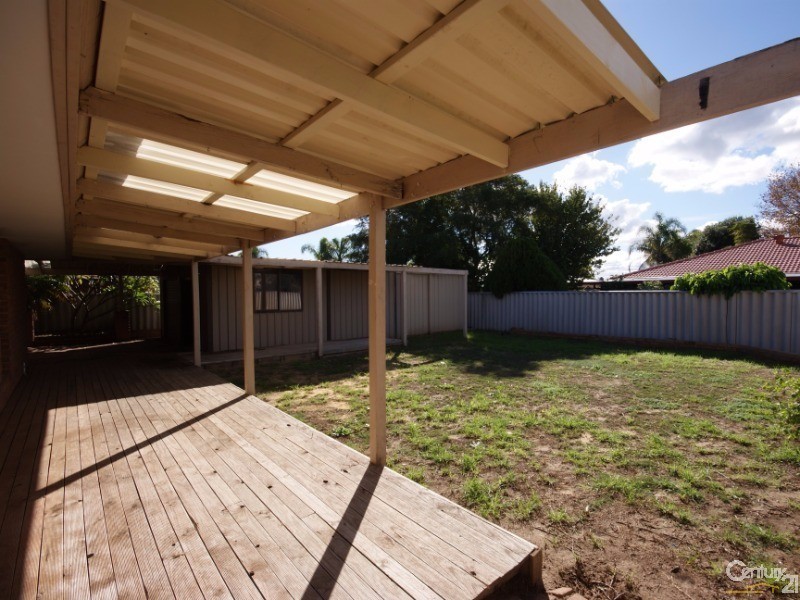 5 Murchison Road, Cooloongup WA 6168