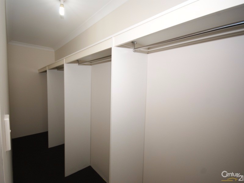 16 Halstead Turn, Wellard WA 6170