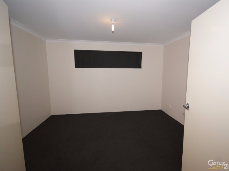 16 Halstead Turn, Wellard WA 6170