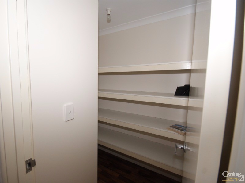 16 Halstead Turn, Wellard WA 6170