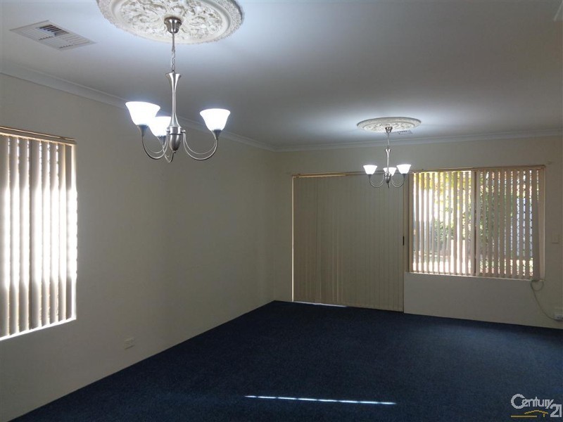 26 Jaywick Close, Safety Bay WA 6169