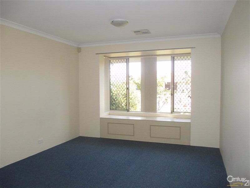 26 Jaywick Close, Safety Bay WA 6169