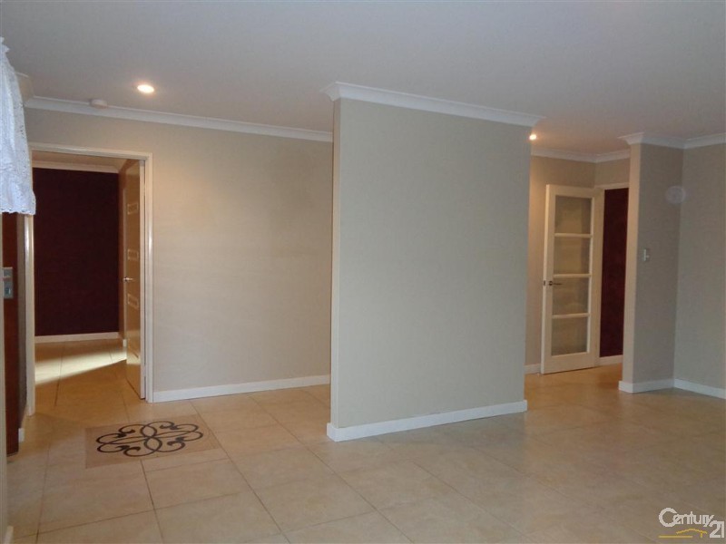 48 Brindabella Avenue, Rockingham WA 6168