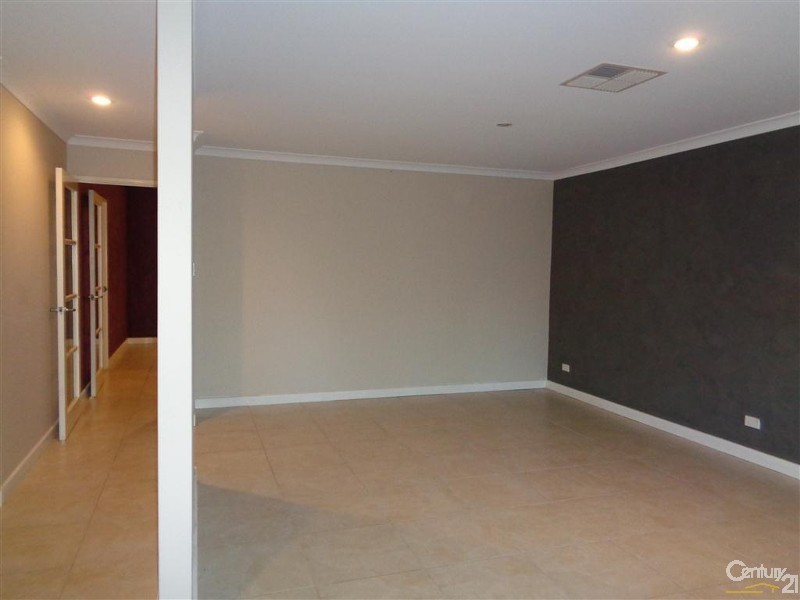 48 Brindabella Avenue, Rockingham WA 6168