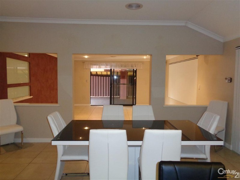 48 Brindabella Avenue, Rockingham WA 6168