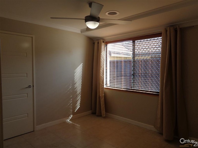 48 Brindabella Avenue, Rockingham WA 6168