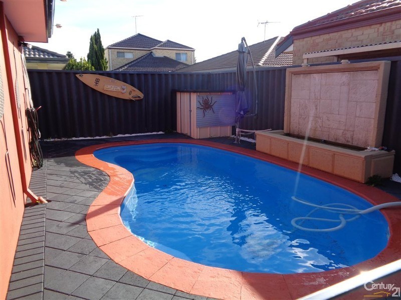 48 Brindabella Avenue, Rockingham WA 6168