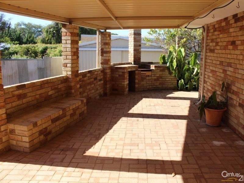 27 Summons Way, Warnbro WA 6169