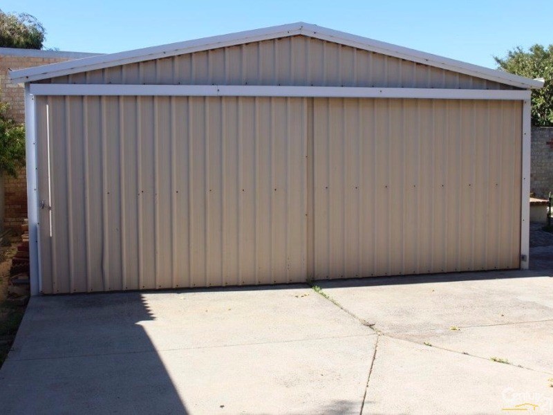 27 Summons Way, Warnbro WA 6169