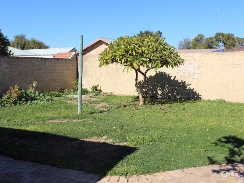 27 Summons Way, Warnbro WA 6169