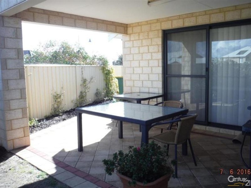 6 Newfound Street, Secret Harbour WA 6173