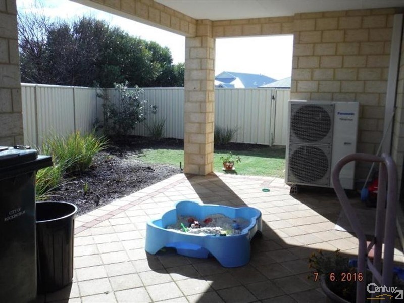 6 Newfound Street, Secret Harbour WA 6173