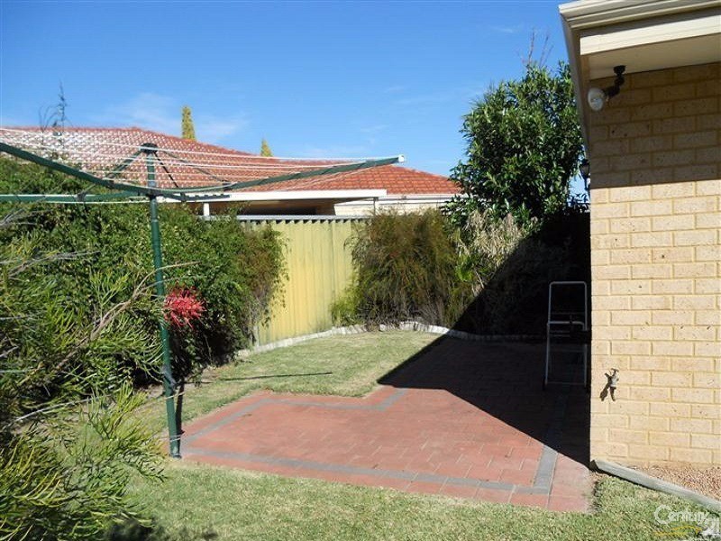 11 McGuire Mews, Rockingham WA 6168