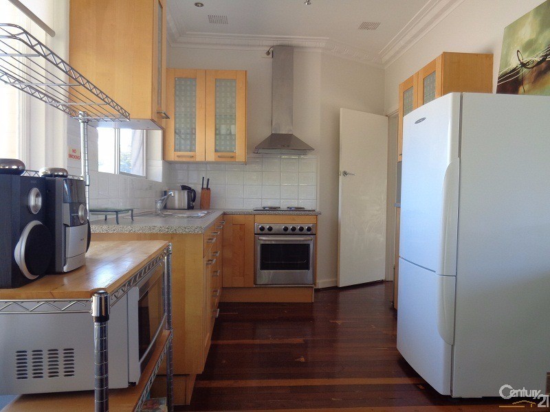 23 Waller Street, Rockingham WA 6168