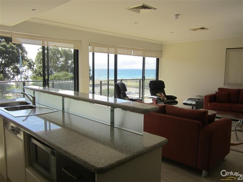7/59 Rockingham Beach Road, Rockingham WA 6168