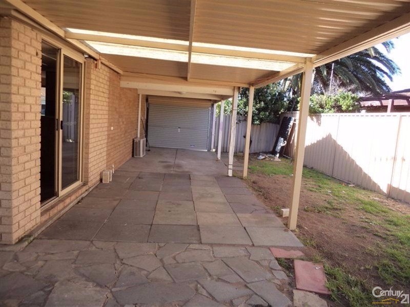 3 Gascoyne Way, Cooloongup WA 6168
