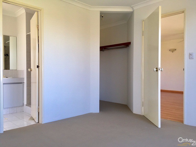 24 Lindeman Court, Waikiki WA 6169