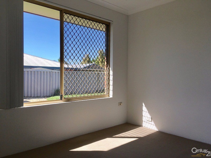 24 Lindeman Court, Waikiki WA 6169