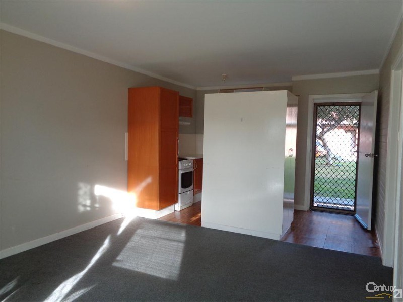 6/15 Corvus Place, Rockingham WA 6168