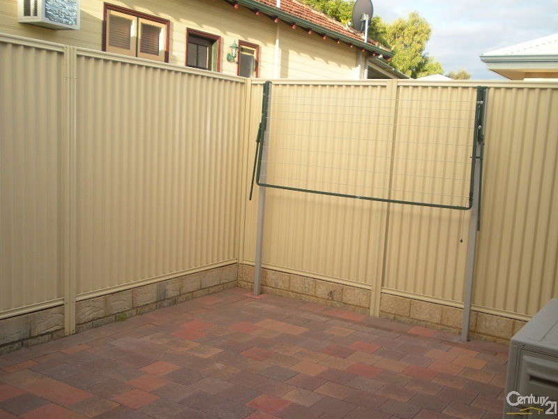 131A Kent Street, Rockingham WA 6168