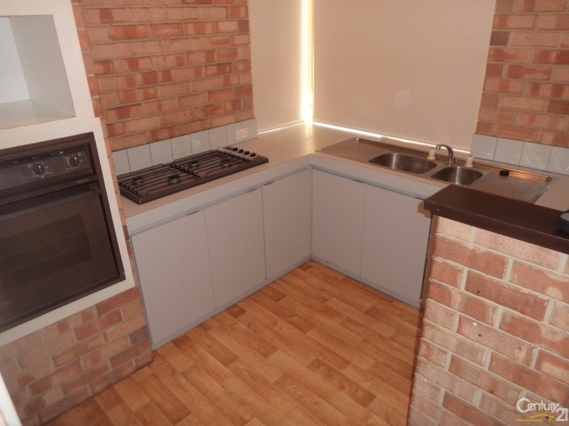 4 Macau Place, Warnbro WA 6169