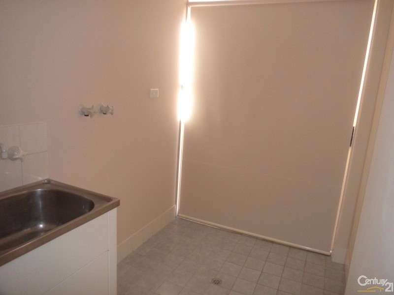 4 Macau Place, Warnbro WA 6169