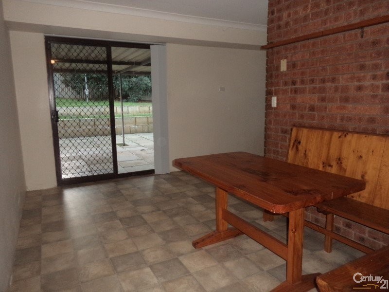 22 Cimbor Way, Parmelia WA 6167