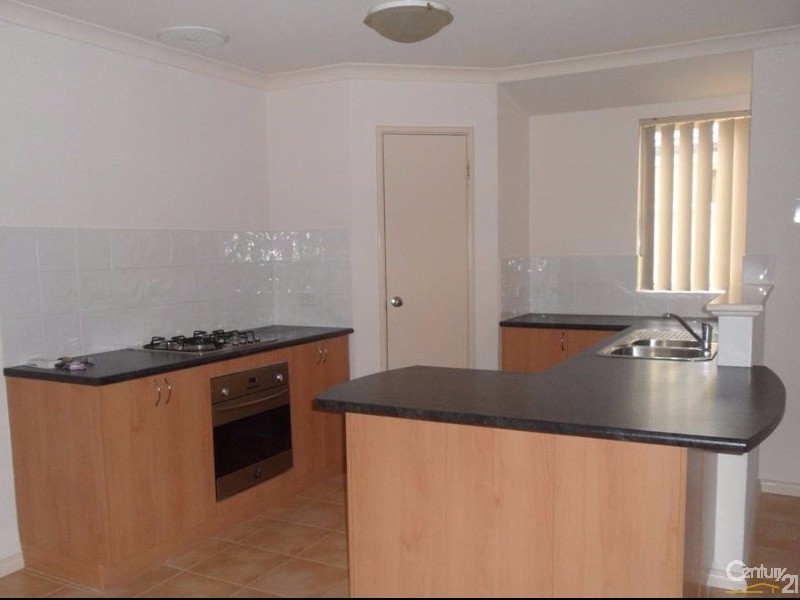 65 Montoro Drive, Port Kennedy WA 6172