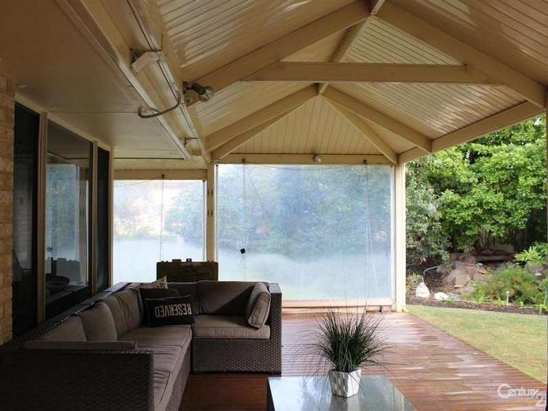 9 Vista Avenue, Rockingham WA 6168